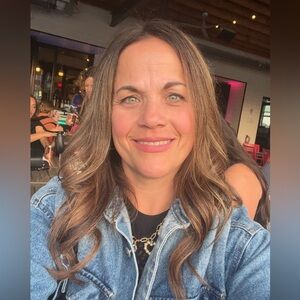 Meet your Posher, Carrie